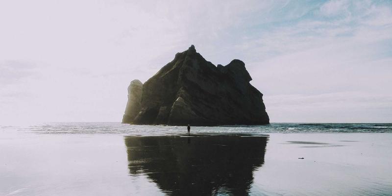 从共同爱好到亲密伴侣：如何通过兴趣活动自然发展婚恋关系 | 婚姻咨询与情感指南