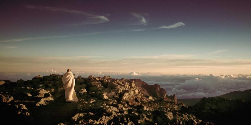 慢恋爱理念：在快节奏时代如何通过婚姻咨询与恋爱指导深耕亲密关系