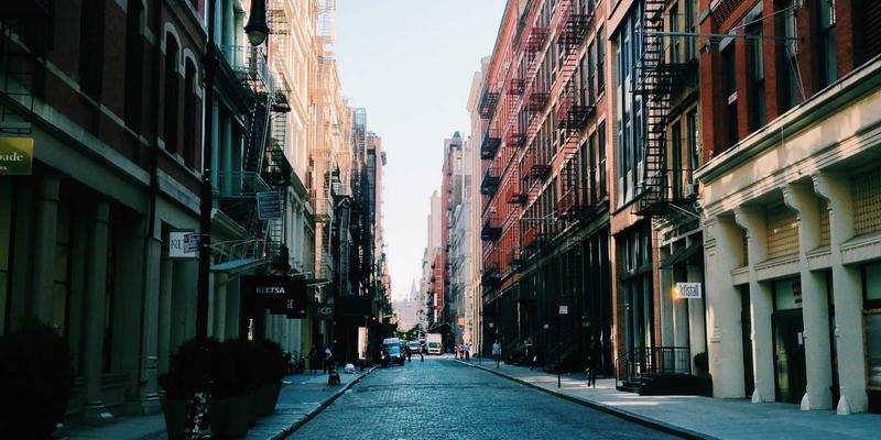 重启人生：离婚后如何调整心态并自信地重返单身交友市场 | 恋爱指导与情感咨询